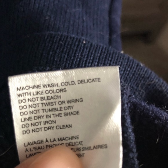 Descente 1/4 zip blue sweater. - Picture 7 of 9